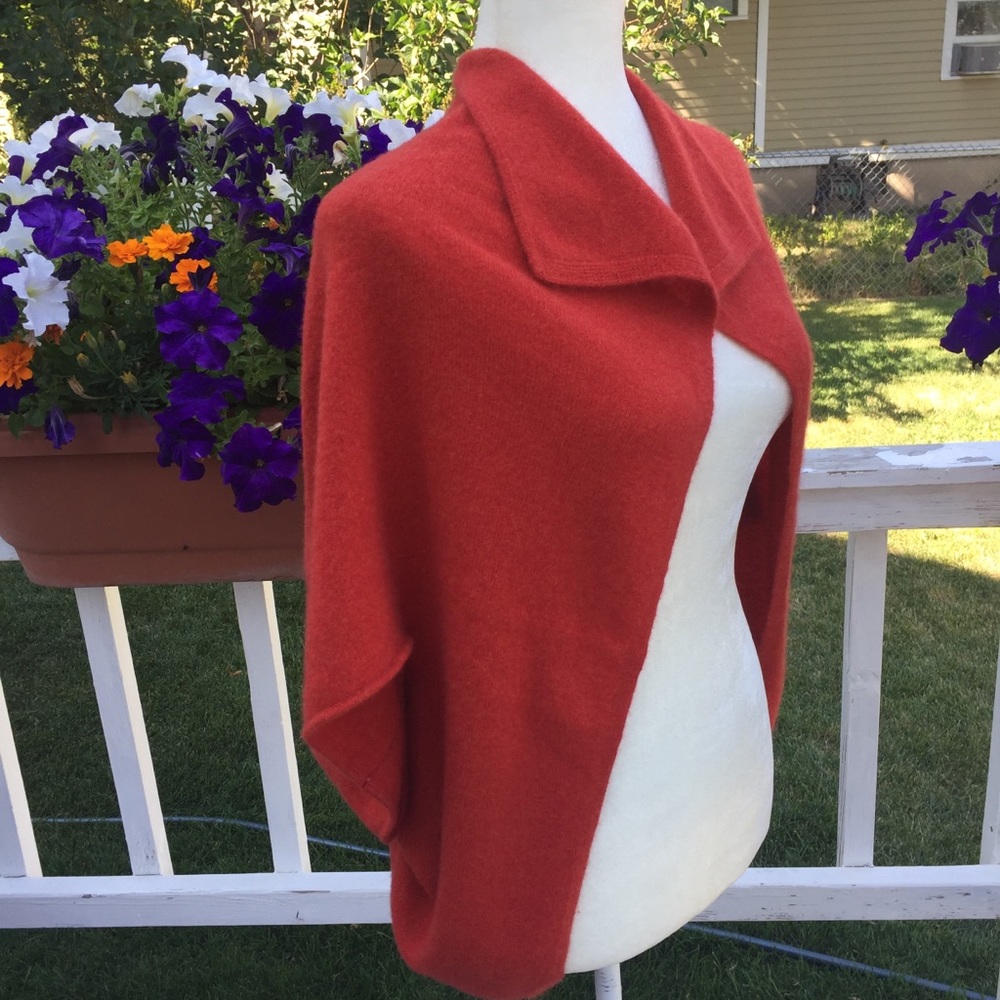Subtle Luxury Cashmere Sweater OS